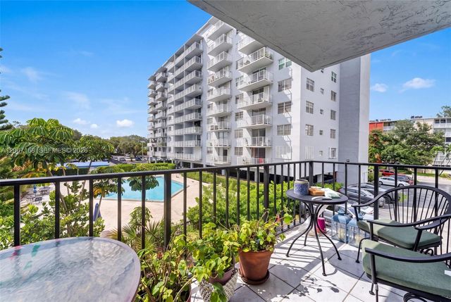 12500 NE 15th Avenue 306, North Miami, FL 33161