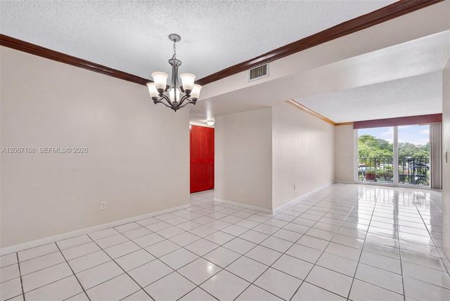 12500 NE 15th Avenue 306, North Miami, FL 33161