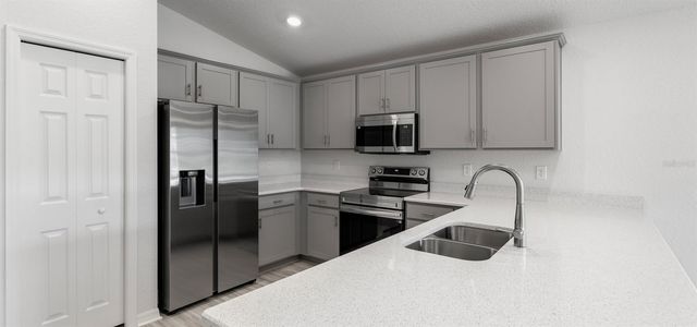 559 SW 77TH CIRCLE, Ocala, FL 34474