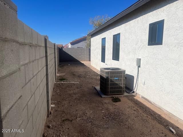 15988 S YAVA Road, Arizona City, AZ 85123