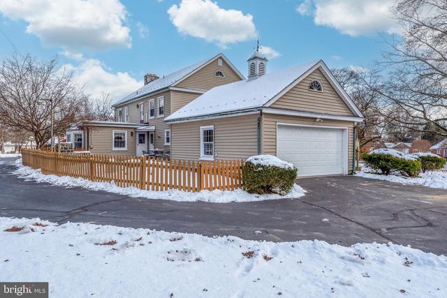 1111 LOCUST ST, Columbia, PA 17512