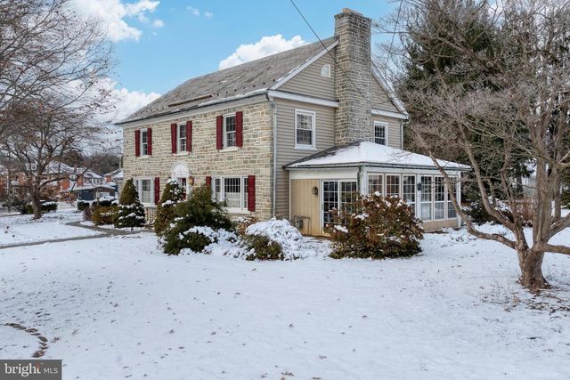 1111 LOCUST ST, Columbia, PA 17512