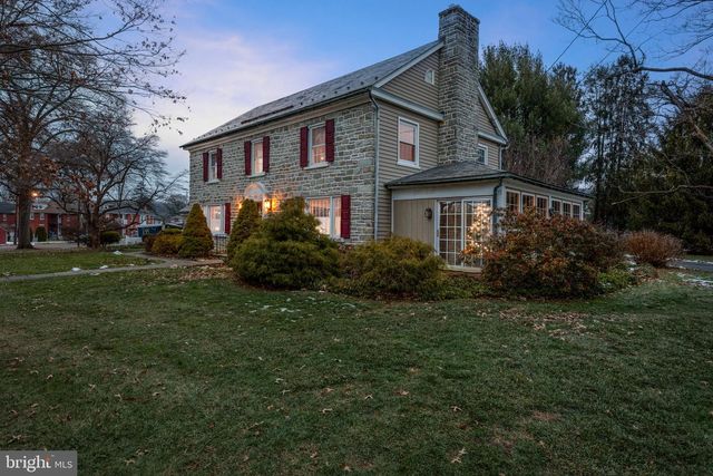 1111 LOCUST ST, Columbia, PA 17512