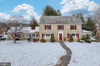 1111 LOCUST ST, Columbia, PA 17512