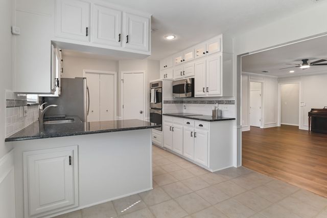 2724 Glen Forest Lane, Plano, TX 75023