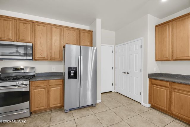 6849 S Tackweed Way, Tucson, AZ 85756