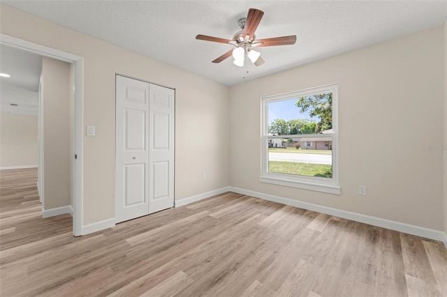 31 OAK COURT, Eustis, FL 32726