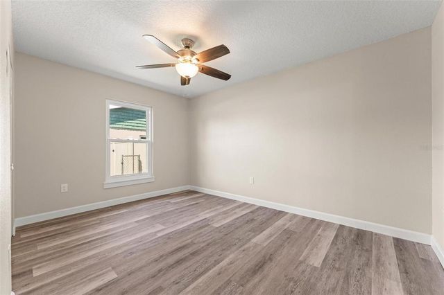 31 OAK COURT, Eustis, FL 32726