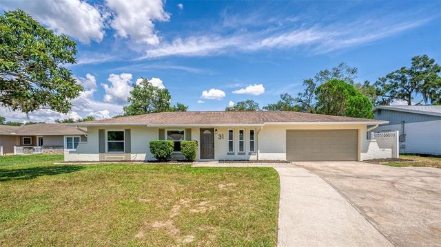 31 OAK COURT, Eustis, FL 32726