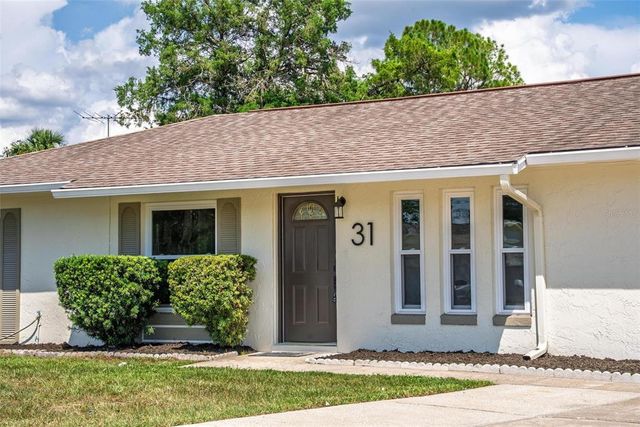 31 OAK COURT, Eustis, FL 32726