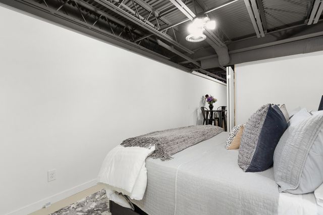 8 W 17th Street, Chattanooga, TN 37408