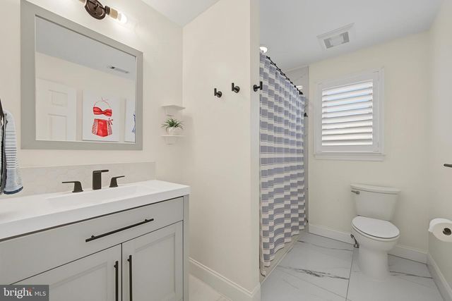 101 B N PORTLAND AVE, Ventnor City, NJ 08406