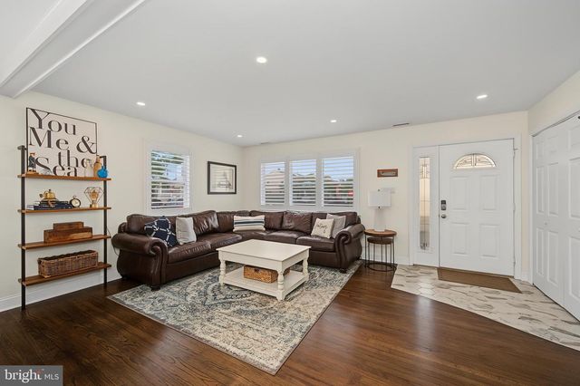 101 B N PORTLAND AVE, Ventnor City, NJ 08406