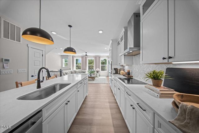 10918 Berry Woods Lane, Raleigh, NC 27617