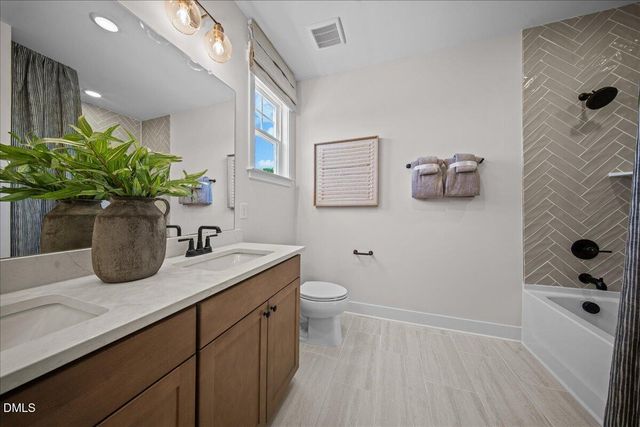 10918 Berry Woods Lane, Raleigh, NC 27617