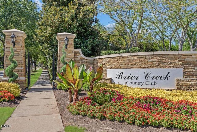 10918 Berry Woods Lane, Raleigh, NC 27617