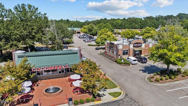 10918 Berry Woods Lane, Raleigh, NC 27617