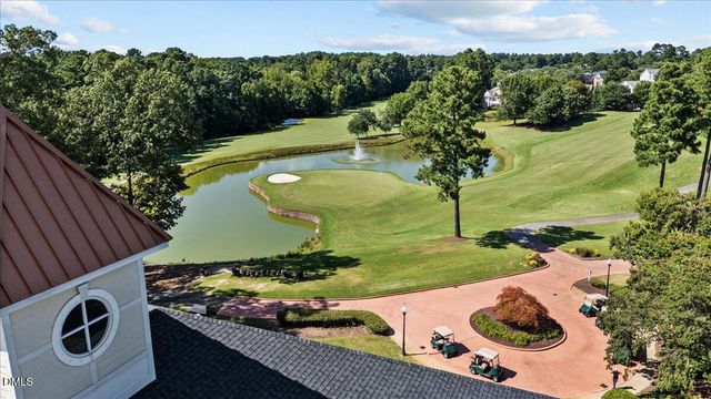 10918 Berry Woods Lane, Raleigh, NC 27617