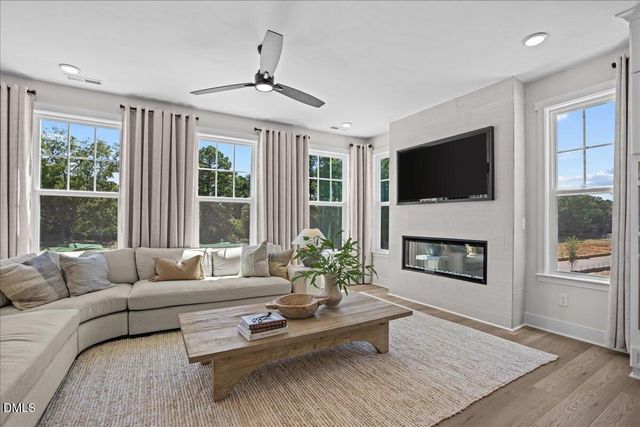 10918 Berry Woods Lane, Raleigh, NC 27617