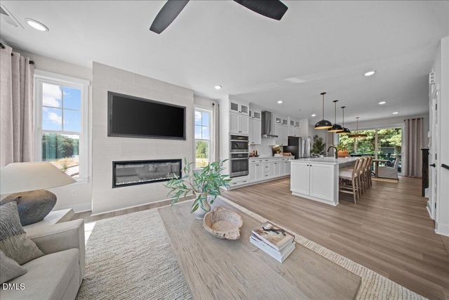 10918 Berry Woods Lane, Raleigh, NC 27617