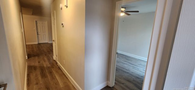 8710 Stream Cir, San Antonio, TX 78250