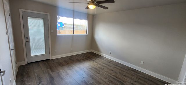 8710 Stream Cir, San Antonio, TX 78250