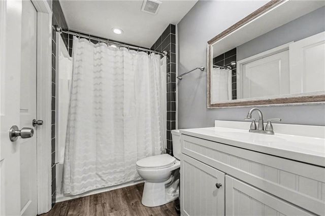 9710 N Conant Avenue, Platte City, MO 64079