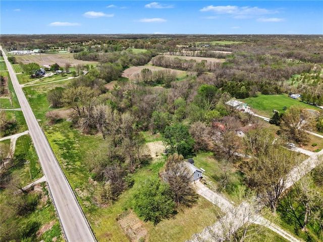 9710 N Conant Avenue, Platte City, MO 64079