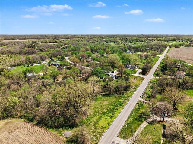 9710 N Conant Avenue, Platte City, MO 64079
