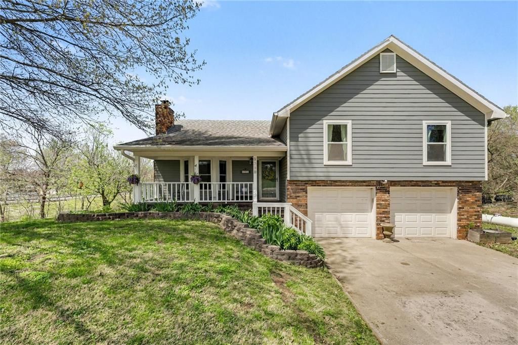 9710 N Conant Avenue, Platte City, MO 64079