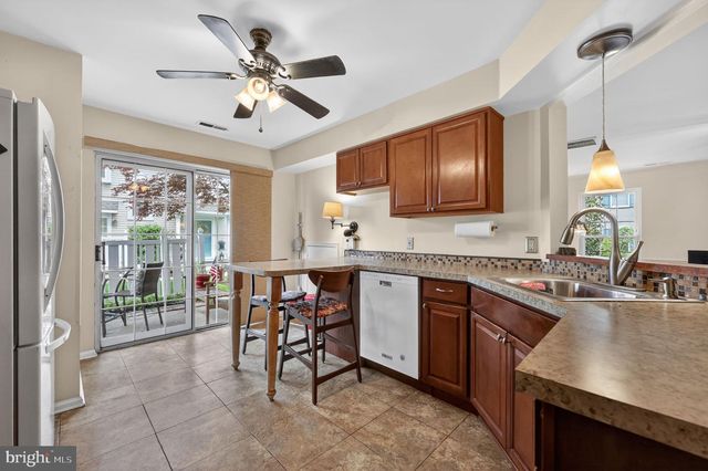 608 WHARTON RD, Mount Laurel, NJ 08054
