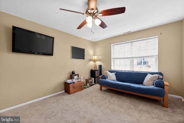 608 WHARTON RD, Mount Laurel, NJ 08054