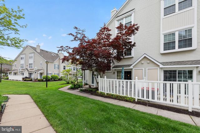 608 WHARTON RD, Mount Laurel, NJ 08054