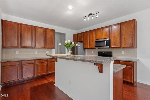 114 Churchview Street, Cary, NC 27513