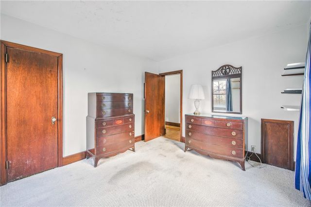 2341 S Hermitage Rd, Hermitage, PA 16148