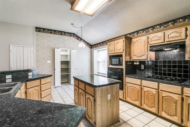 616 Big Oak Court, Rockwall, TX 75087
