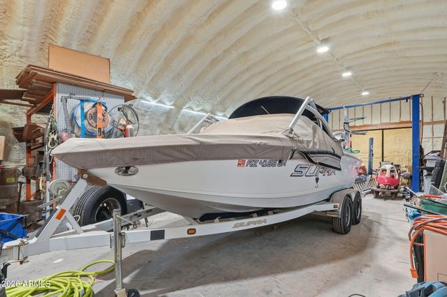 2858 E REDFIELD Road, Gilbert, AZ 85234