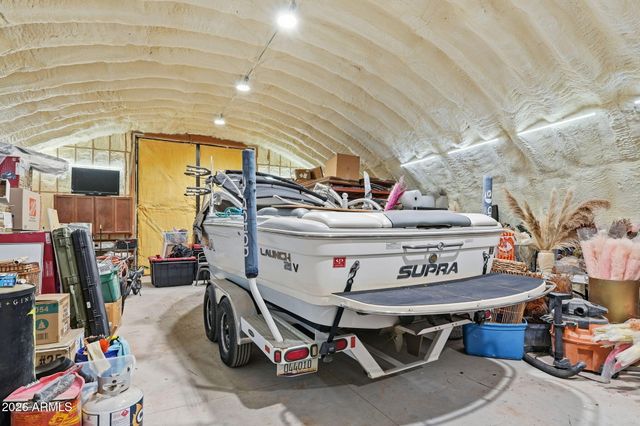 2858 E REDFIELD Road, Gilbert, AZ 85234