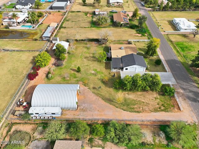 2858 E REDFIELD Road, Gilbert, AZ 85234