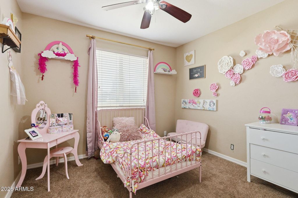 Image 36 of property listing at 2858 E REDFIELD Road, Gilbert, AZ 85234