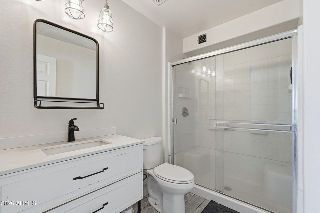 Image 38 of property listing at 2858 E REDFIELD Road, Gilbert, AZ 85234