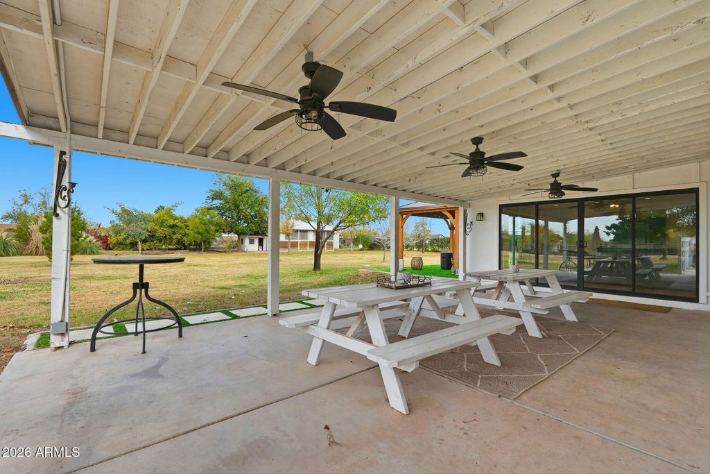 Image 57 of property listing at 2858 E REDFIELD Road, Gilbert, AZ 85234