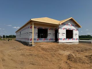 1730 Pioneer Trail SE, Cambridge, MN 55008