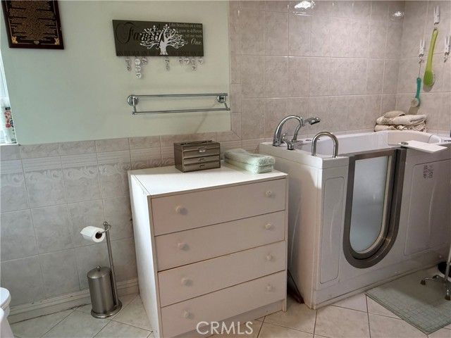 1860 McKinney Wy M15-21A, Seal Beach, CA 90740