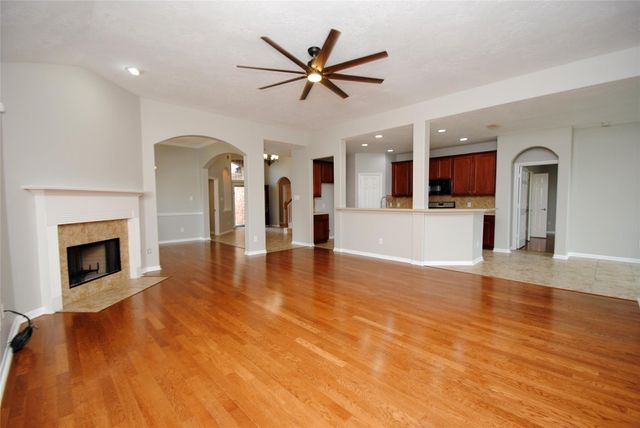 13409 Gardenspring Court, Rosharon, TX 77583