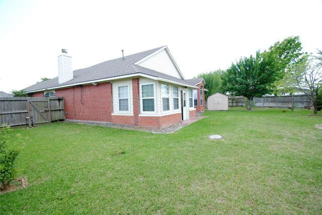 13409 Gardenspring Court, Rosharon, TX 77583