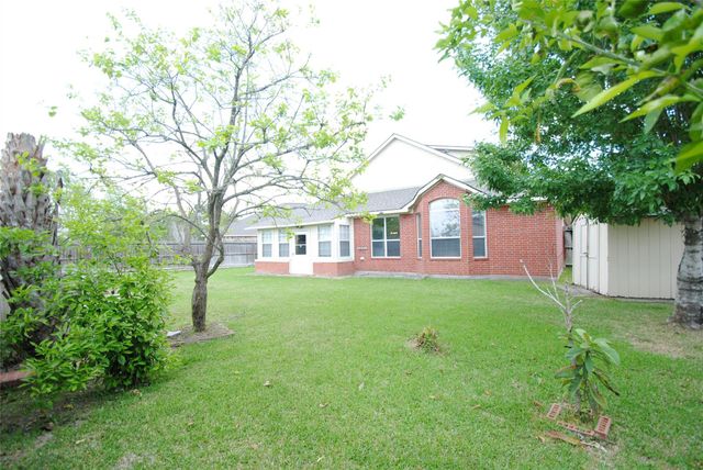 13409 Gardenspring Court, Rosharon, TX 77583