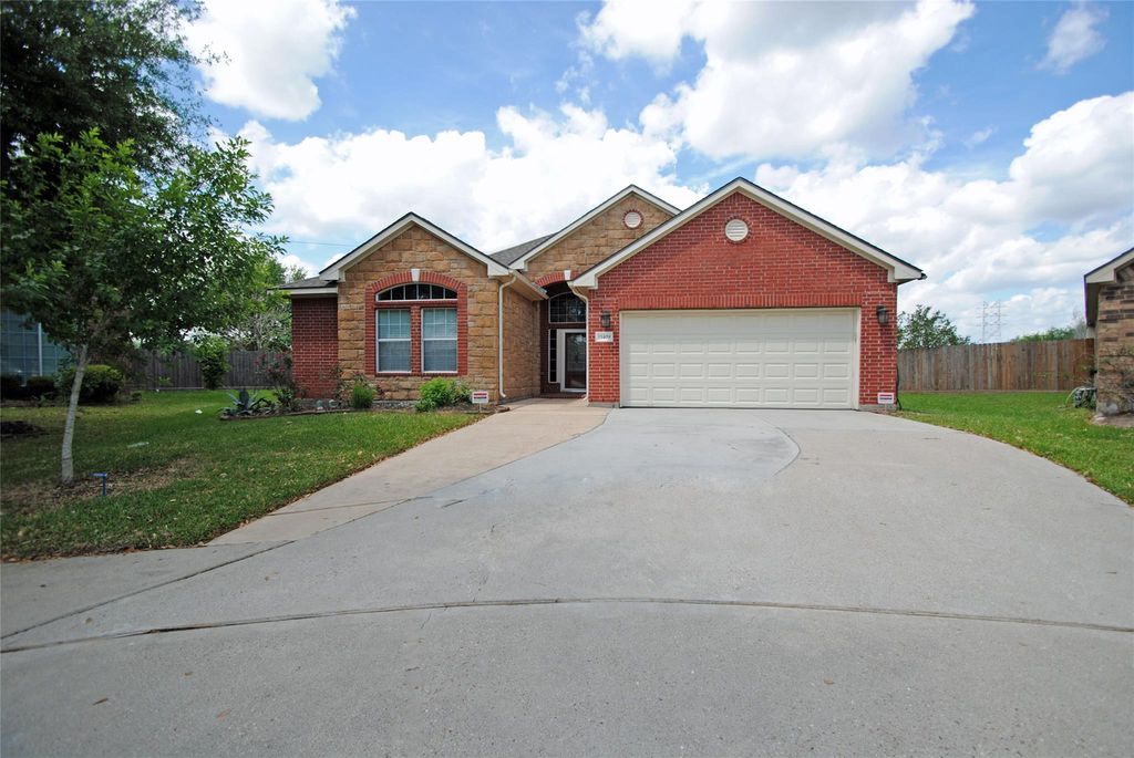 13409 Gardenspring Court, Rosharon, TX 77583