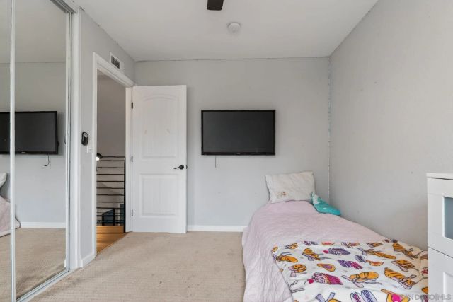 976 Dimarino St, San Diego, CA 92114