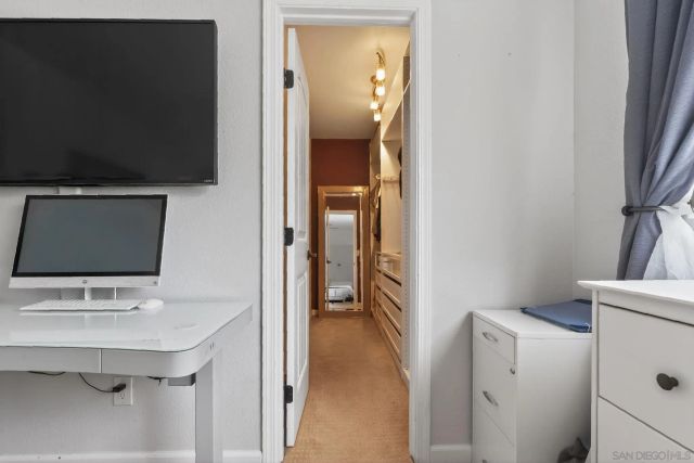 976 Dimarino St, San Diego, CA 92114